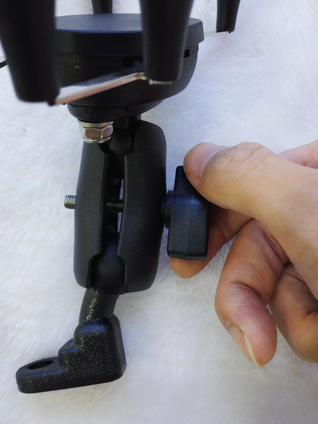 Anti-Theft Bike Phone Holder – Ride Safe & Secure